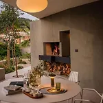 Seaview And Pool House Manu *