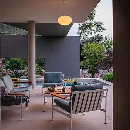 Seaview And Pool House Manu * Vis
