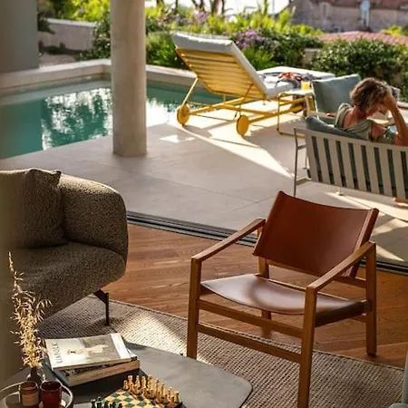 Seaview And Pool House Manu * Vis
