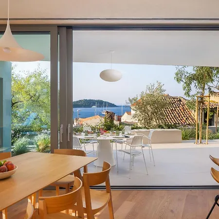 Seaview And Pool House Manu * Vis