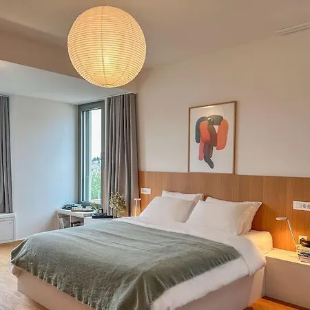 Seaview And Pool House Manu 维斯
