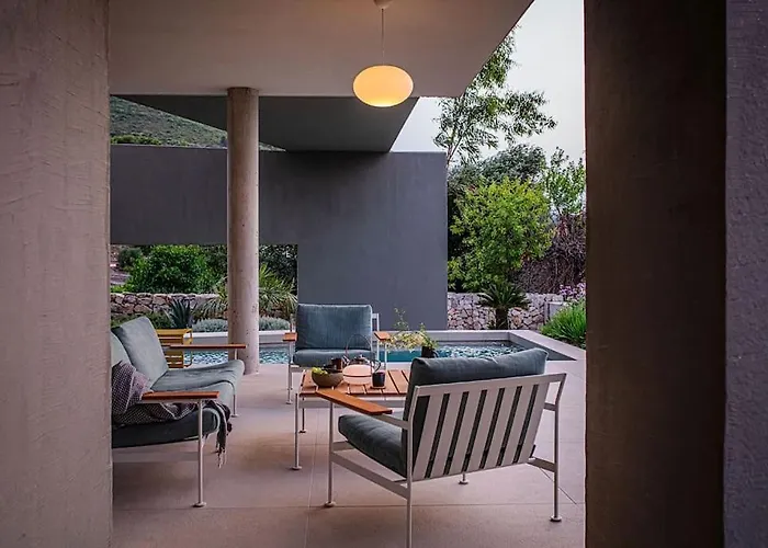 Seaview And Pool House Manu * Vis